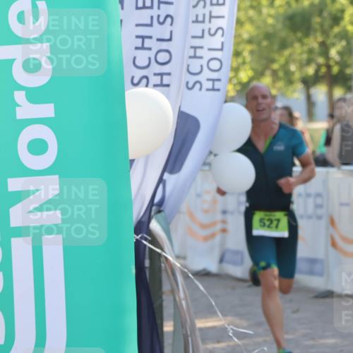 07.09.2025 - 19. Norderstedt Triathlon Luisa Fischer http://msf.ph/oto/8733600 07.09.2025 16:24:03 Ziel 527 meine-sportfotos.de