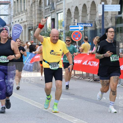 07.09.2025 - BARMER Alsterlauf Strokosch-Dieckow http://msf.ph/oto/8733601 07.09.2025 10:20:59 Ziel 2090, 2241, 3354, 3355, 3994, 4316, 5224, 5233, 5623, 5625, 5916 meine-sportfotos.de