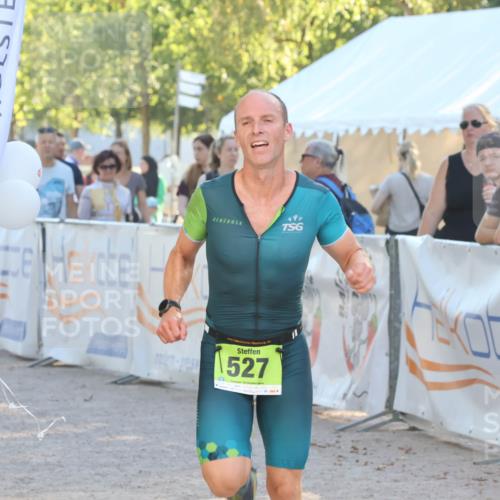 07.09.2025 - 19. Norderstedt Triathlon Luisa Fischer http://msf.ph/oto/8733608 07.09.2025 16:24:05 Ziel 527 meine-sportfotos.de