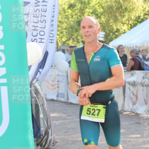 07.09.2025 - 19. Norderstedt Triathlon Luisa Fischer http://msf.ph/oto/8733612 07.09.2025 16:24:05 Ziel 527 meine-sportfotos.de