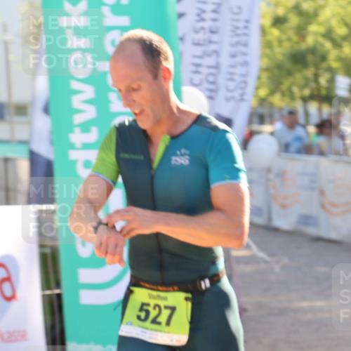 07.09.2025 - 19. Norderstedt Triathlon Luisa Fischer http://msf.ph/oto/8733615 07.09.2025 16:24:06 Ziel 527 meine-sportfotos.de