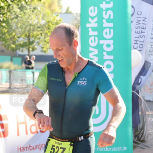 07.09.2025 - 19. Norderstedt Triathlon Luisa Fischer http://msf.ph/oto/8733617 07.09.2025 16:24:07 Ziel 527 meine-sportfotos.de