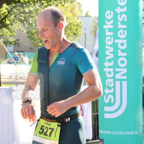 07.09.2025 - 19. Norderstedt Triathlon Luisa Fischer http://msf.ph/oto/8733618 07.09.2025 16:24:07 Ziel 527 meine-sportfotos.de