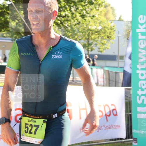 07.09.2025 - 19. Norderstedt Triathlon Luisa Fischer http://msf.ph/oto/8733620 07.09.2025 16:24:07 Ziel 527 meine-sportfotos.de