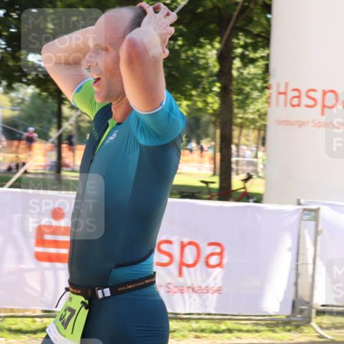 07.09.2025 - 19. Norderstedt Triathlon Luisa Fischer http://msf.ph/oto/8733628 07.09.2025 16:24:09 Ziel 527 meine-sportfotos.de