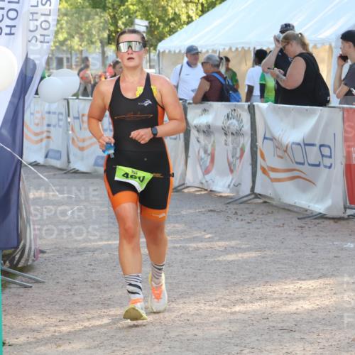 07.09.2025 - 19. Norderstedt Triathlon Luisa Fischer http://msf.ph/oto/8733646 07.09.2025 16:24:39 Ziel 460 meine-sportfotos.de