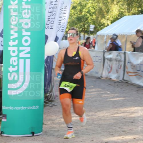 07.09.2025 - 19. Norderstedt Triathlon Luisa Fischer http://msf.ph/oto/8733653 07.09.2025 16:24:40 Ziel 460 meine-sportfotos.de
