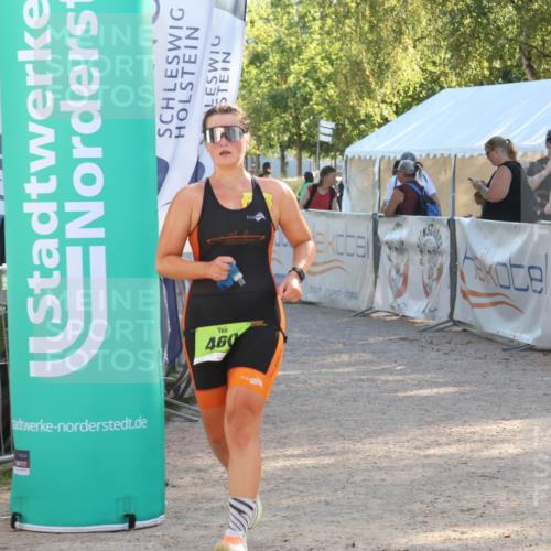 07.09.2025 - 19. Norderstedt Triathlon Luisa Fischer http://msf.ph/oto/8733654 07.09.2025 16:24:41 Ziel 460 meine-sportfotos.de