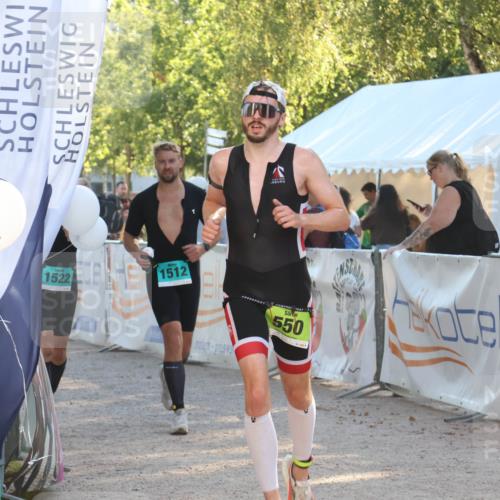 07.09.2025 - 19. Norderstedt Triathlon Luisa Fischer http://msf.ph/oto/8733692 07.09.2025 16:25:00 Ziel 550, 1512, 1522 meine-sportfotos.de