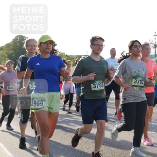 07.09.2025 - BARMER Alsterlauf Yannick Fuchs http://msf.ph/oto/8733708 07.09.2025 09:07:11 Laufen 6171, 6083, 2, 3969, 3786, 50, 3787, 439, 308 meine-sportfotos.de