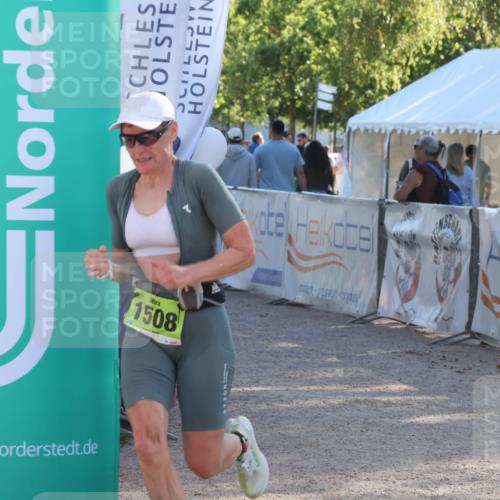 07.09.2025 - 19. Norderstedt Triathlon Luisa Fischer http://msf.ph/oto/8733727 07.09.2025 16:25:06 Ziel 550, 1508, 1512, 1522 meine-sportfotos.de