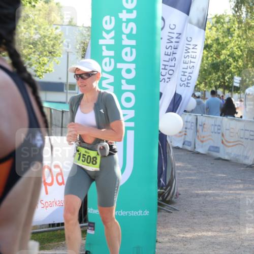 07.09.2025 - 19. Norderstedt Triathlon Luisa Fischer http://msf.ph/oto/8733730 07.09.2025 16:25:07 Ziel 550, 1508, 1512, 1522 meine-sportfotos.de