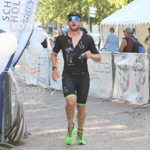 07.09.2025 - 19. Norderstedt Triathlon Luisa Fischer http://msf.ph/oto/8733734 07.09.2025 16:25:27 Ziel 540 meine-sportfotos.de