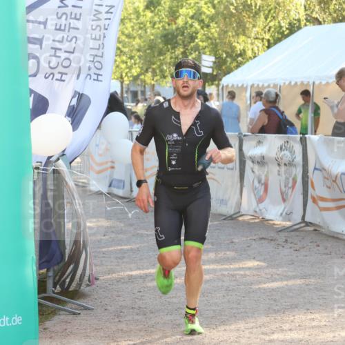 07.09.2025 - 19. Norderstedt Triathlon Luisa Fischer http://msf.ph/oto/8733739 07.09.2025 16:25:28 Ziel 540 meine-sportfotos.de