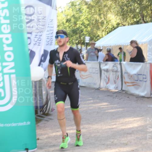 07.09.2025 - 19. Norderstedt Triathlon Luisa Fischer http://msf.ph/oto/8733742 07.09.2025 16:25:29 Ziel 540 meine-sportfotos.de