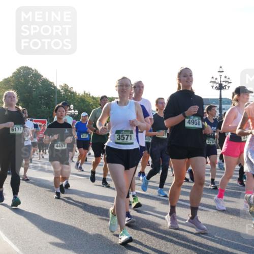 07.09.2025 - BARMER Alsterlauf Yannick Fuchs http://msf.ph/oto/8733759 07.09.2025 09:07:14 Laufen 4437, 2249, 4519, 6171, 4457, 2550, 3571, 1430, 4958, 3782, 364, 3981742 meine-sportfotos.de