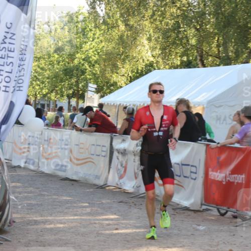 07.09.2025 - 19. Norderstedt Triathlon Luisa Fischer http://msf.ph/oto/8733781 07.09.2025 16:26:02 Ziel 499 meine-sportfotos.de