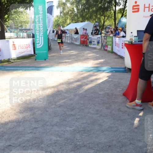 07.09.2025 - 19. Norderstedt Triathlon Luisa Fischer http://msf.ph/oto/8733798 07.09.2025 16:26:22 Ziel 520 meine-sportfotos.de