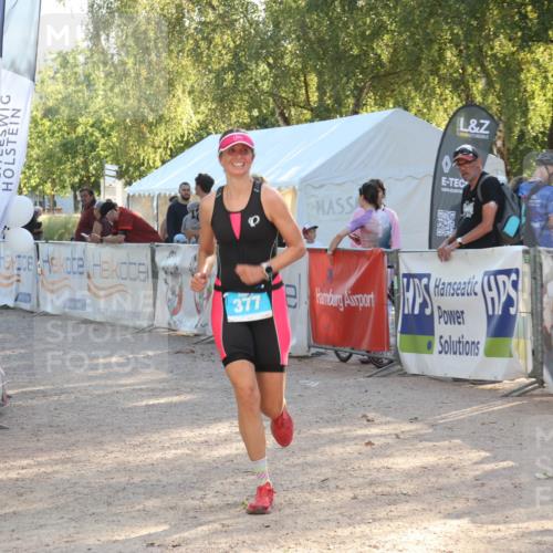 07.09.2025 - 19. Norderstedt Triathlon Luisa Fischer http://msf.ph/oto/8733822 07.09.2025 16:26:49 Ziel 377 meine-sportfotos.de