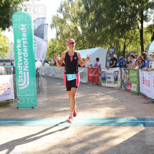 07.09.2025 - 19. Norderstedt Triathlon Luisa Fischer http://msf.ph/oto/8733827 07.09.2025 16:26:50 Ziel 377, 542 meine-sportfotos.de