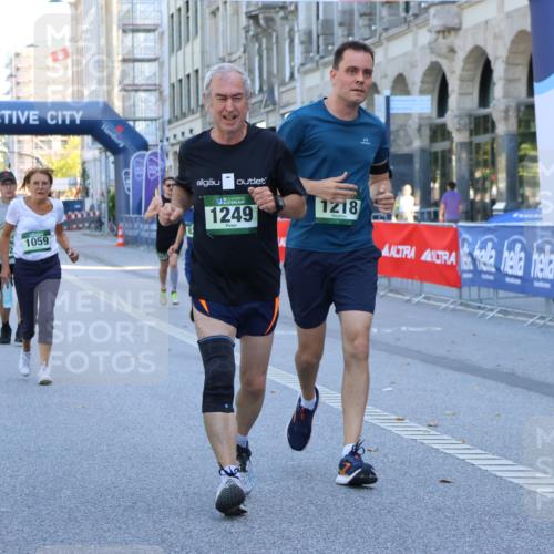 07.09.2025 - BARMER Alsterlauf Strokosch-Dieckow http://msf.ph/oto/8733888 07.09.2025 11:46:10 Ziel 1169, 1170, 1208 meine-sportfotos.de