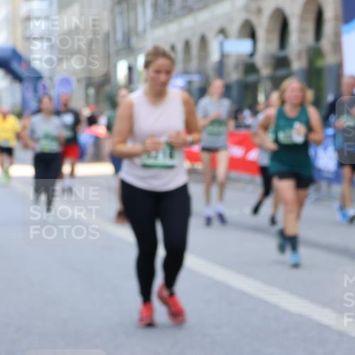 07.09.2025 - BARMER Alsterlauf Strokosch-Dieckow http://msf.ph/oto/8733890 07.09.2025 10:20:51 Ziel 2090, 2241, 3354, 3355, 3994, 4206, 4316, 5019, 5224, 5623, 5625, 5846, 5848, 5916, 8031 meine-sportfotos.de