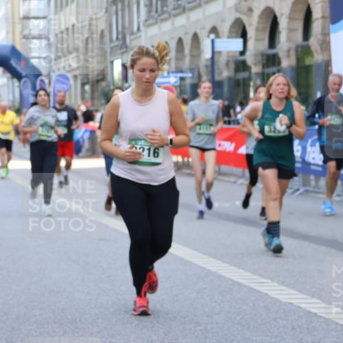 07.09.2025 - BARMER Alsterlauf Strokosch-Dieckow http://msf.ph/oto/8733901 07.09.2025 10:20:51 Ziel 2090, 2241, 3354, 3355, 3994, 4206, 4316, 5019, 5224, 5623, 5625, 5846, 5848, 5916, 8031 meine-sportfotos.de