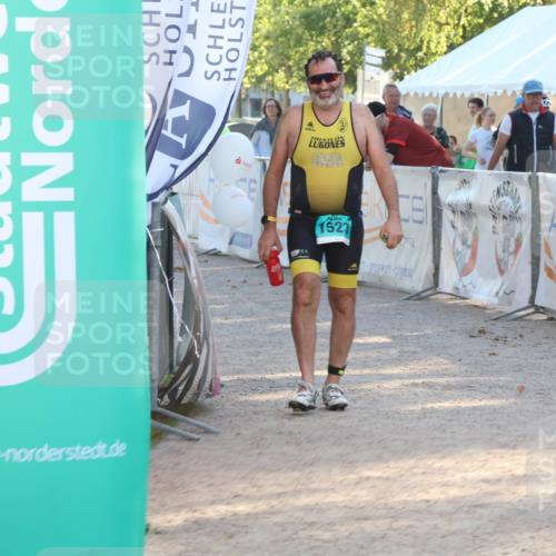 07.09.2025 - 19. Norderstedt Triathlon Luisa Fischer http://msf.ph/oto/8733908 07.09.2025 16:27:43 Ziel 497, 1523, 1528 meine-sportfotos.de