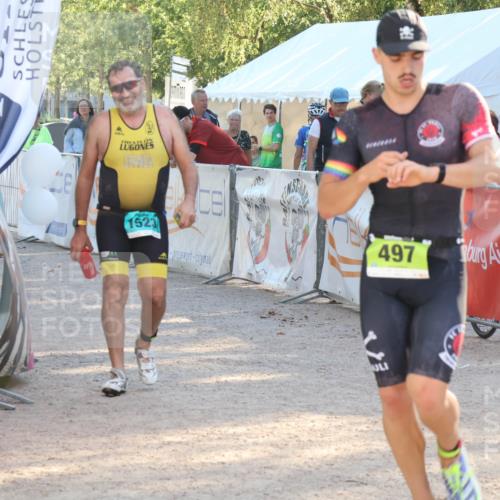 07.09.2025 - 19. Norderstedt Triathlon Luisa Fischer http://msf.ph/oto/8733909 07.09.2025 16:27:43 Ziel 497, 1523, 1528 meine-sportfotos.de