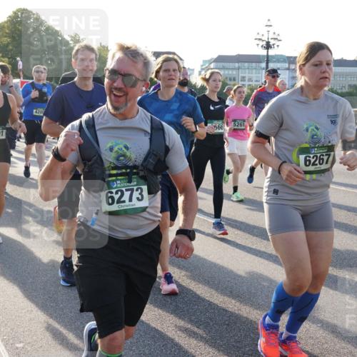 07.09.2025 - BARMER Alsterlauf Yannick Fuchs http://msf.ph/oto/8733920 07.09.2025 09:07:28 Laufen 449, 4901, 4200, 36, 6273, 566, 5261, 6267, 19, 865 meine-sportfotos.de