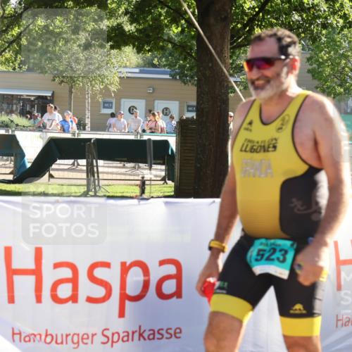 07.09.2025 - 19. Norderstedt Triathlon Luisa Fischer http://msf.ph/oto/8733935 07.09.2025 16:27:49 Ziel 497, 1523, 1528 meine-sportfotos.de