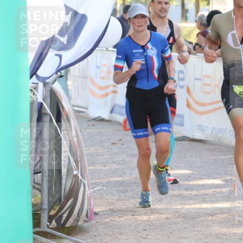 07.09.2025 - 19. Norderstedt Triathlon Luisa Fischer http://msf.ph/oto/8733946 07.09.2025 16:28:00 Ziel 479, 512, 524 meine-sportfotos.de