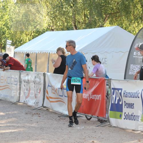 07.09.2025 - 19. Norderstedt Triathlon Luisa Fischer http://msf.ph/oto/8734012 07.09.2025 16:28:16 Ziel 535 meine-sportfotos.de