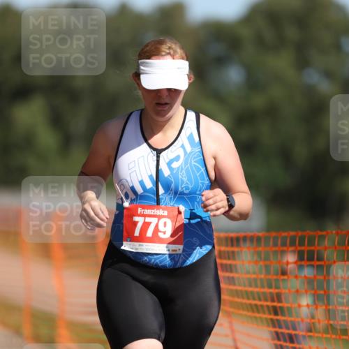 07.09.2025 - 19. Norderstedt Triathlon Michael Strokosch http://msf.ph/oto/8734029 07.09.2025 12:15:51 Laufen 703, 779 meine-sportfotos.de