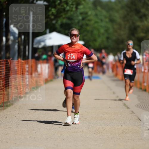 07.09.2025 - 19. Norderstedt Triathlon Michael Strokosch http://msf.ph/oto/8734058 07.09.2025 12:16:15 Laufen 186, 714, 1282 meine-sportfotos.de