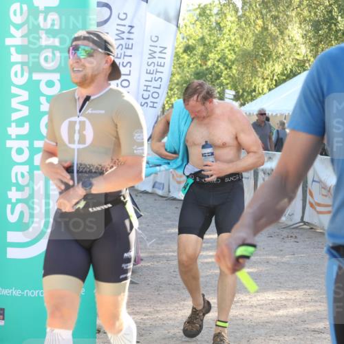 07.09.2025 - 19. Norderstedt Triathlon Luisa Fischer http://msf.ph/oto/8734070 07.09.2025 16:28:26 Ziel 515, 1488, 1529, 1534 meine-sportfotos.de