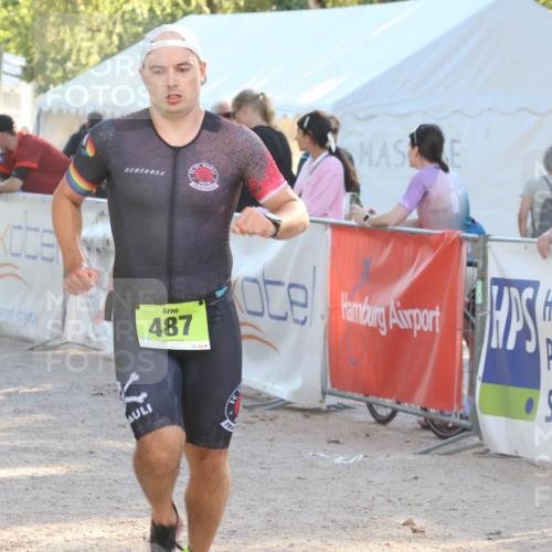 07.09.2025 - 19. Norderstedt Triathlon Luisa Fischer http://msf.ph/oto/8734073 07.09.2025 16:28:30 Ziel 487, 515, 1488, 1529, 1534 meine-sportfotos.de