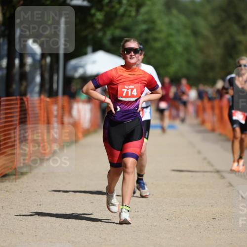 07.09.2025 - 19. Norderstedt Triathlon Michael Strokosch http://msf.ph/oto/8734076 07.09.2025 12:16:16 Laufen 186, 714, 1282 meine-sportfotos.de