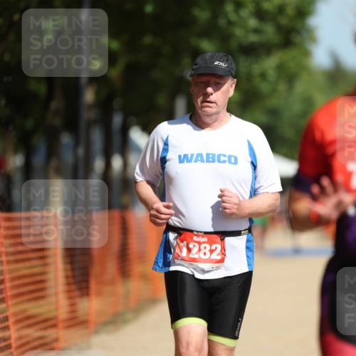 07.09.2025 - 19. Norderstedt Triathlon Michael Strokosch http://msf.ph/oto/8734097 07.09.2025 12:16:20 Laufen 186, 714, 1282 meine-sportfotos.de