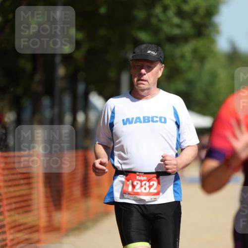 07.09.2025 - 19. Norderstedt Triathlon Michael Strokosch http://msf.ph/oto/8734101 07.09.2025 12:16:20 Laufen 186, 714, 1282 meine-sportfotos.de