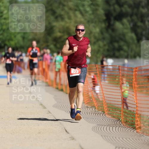07.09.2025 - 19. Norderstedt Triathlon Michael Strokosch http://msf.ph/oto/8734118 07.09.2025 12:16:28 Laufen 823 meine-sportfotos.de