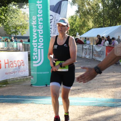 07.09.2025 - 19. Norderstedt Triathlon Luisa Fischer http://msf.ph/oto/8734124 07.09.2025 16:28:46 Ziel 462 meine-sportfotos.de