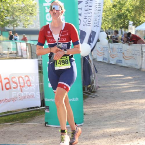 07.09.2025 - 19. Norderstedt Triathlon Luisa Fischer http://msf.ph/oto/8734145 07.09.2025 16:29:08 Ziel 1498 meine-sportfotos.de