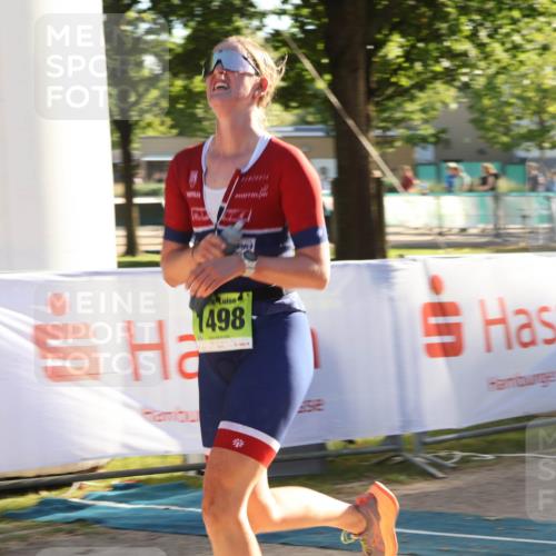 07.09.2025 - 19. Norderstedt Triathlon Luisa Fischer http://msf.ph/oto/8734152 07.09.2025 16:29:08 Ziel 1498 meine-sportfotos.de