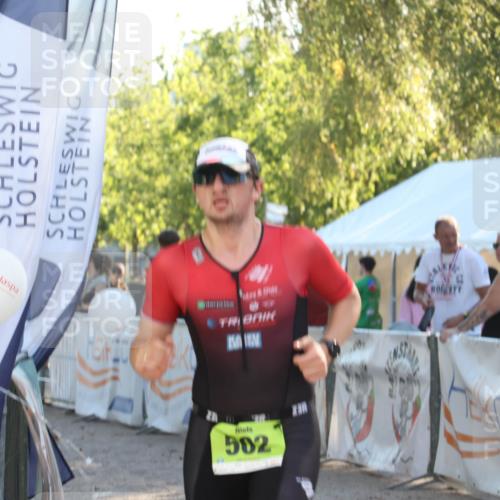 07.09.2025 - 19. Norderstedt Triathlon Luisa Fischer http://msf.ph/oto/8734163 07.09.2025 16:29:31 Ziel 502 meine-sportfotos.de