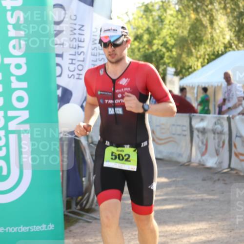 07.09.2025 - 19. Norderstedt Triathlon Luisa Fischer http://msf.ph/oto/8734164 07.09.2025 16:29:32 Ziel 502 meine-sportfotos.de
