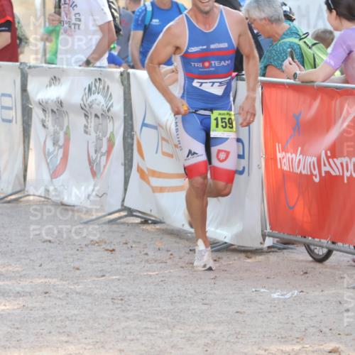 07.09.2025 - 19. Norderstedt Triathlon Luisa Fischer http://msf.ph/oto/8734180 07.09.2025 16:29:50 Ziel 496, 1593 meine-sportfotos.de