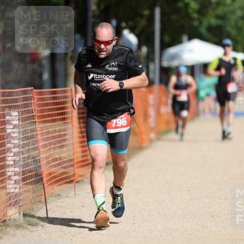 07.09.2025 - 19. Norderstedt Triathlon Michael Strokosch http://msf.ph/oto/8734214 07.09.2025 12:16:54 Laufen 746, 796, 1306 meine-sportfotos.de