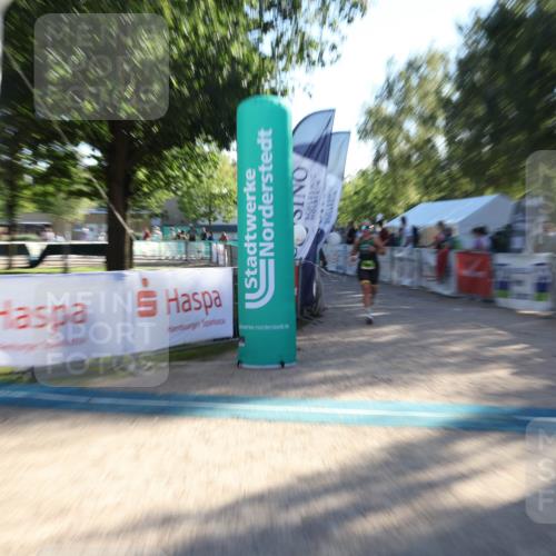 07.09.2025 - 19. Norderstedt Triathlon Luisa Fischer http://msf.ph/oto/8734218 07.09.2025 16:30:06 Ziel 1504 meine-sportfotos.de
