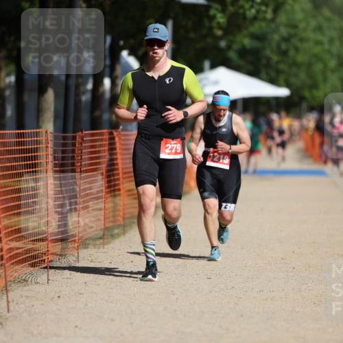 07.09.2025 - 19. Norderstedt Triathlon Michael Strokosch http://msf.ph/oto/8734242 07.09.2025 12:17:01 Laufen 279, 1218 meine-sportfotos.de